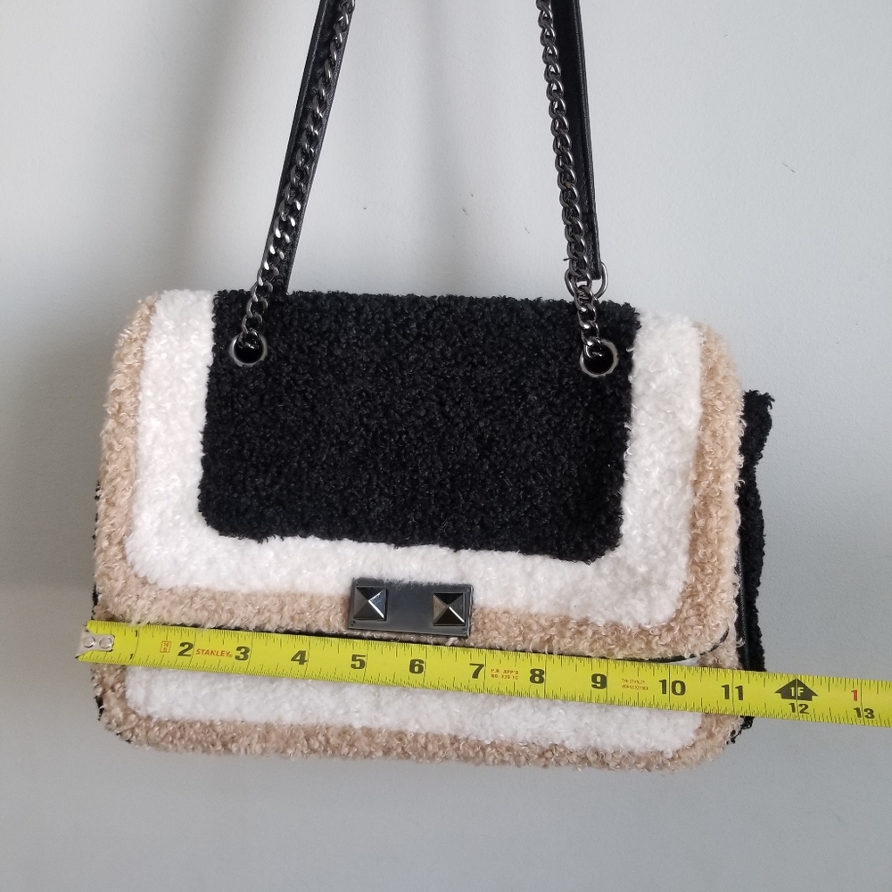 👜 TEDDY CROSSBODY HANDBAG - Picture 7 of 12